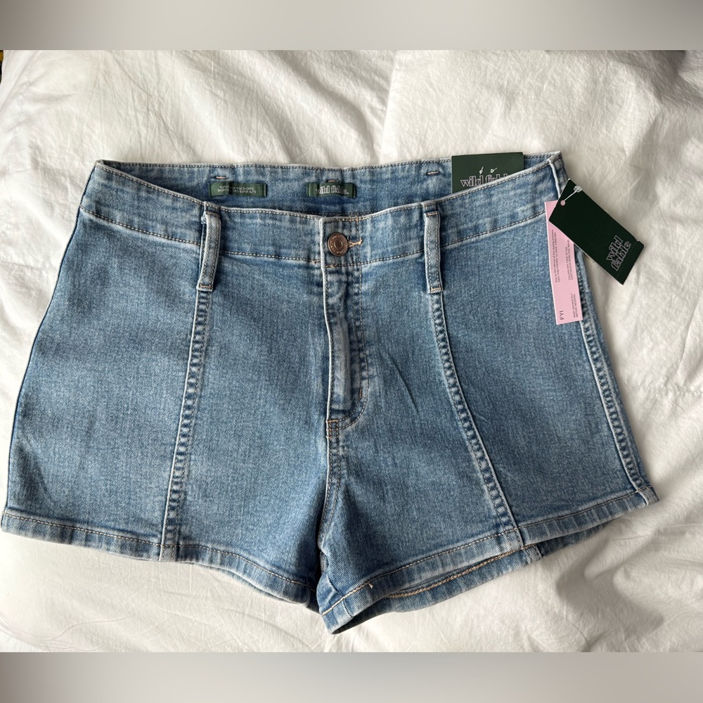 Wild Fable Light-Medium Blue Denim High-Rise Jean Shorts